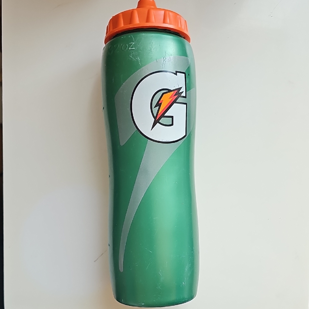 Gatorade Green Squeeze Water Bottle with Orange Cap